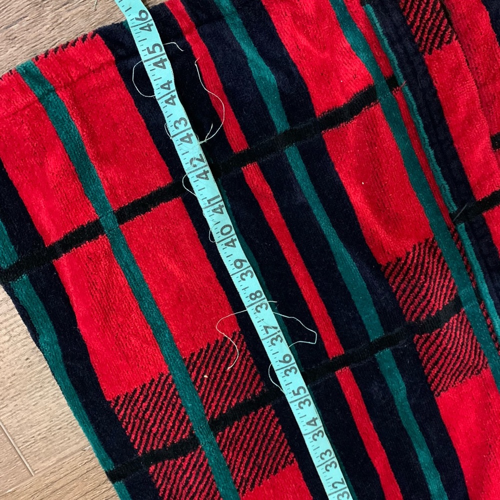 Robe - Picture 10 of 11